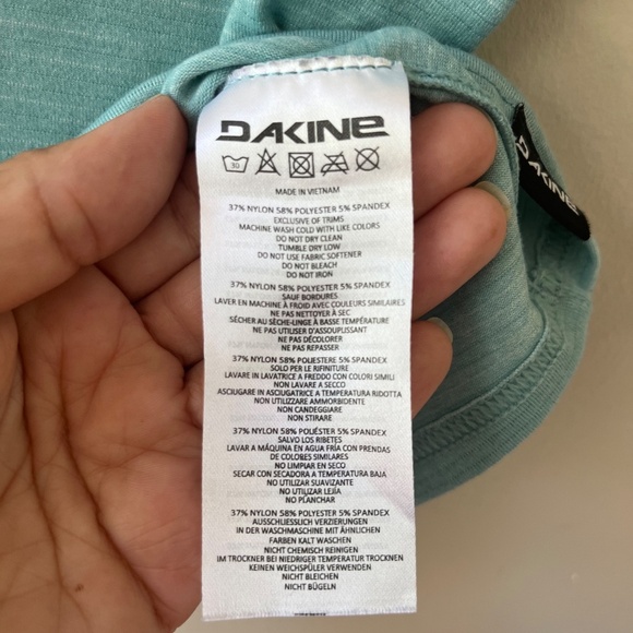 Dakine Sz M Dauntless UPF 50 Loose Fit Short Sleeve Surf Swim Shirt Stretch - Picture 8 of 8